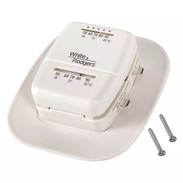 Camco – Beige Heat/Cool Wall Thermostat